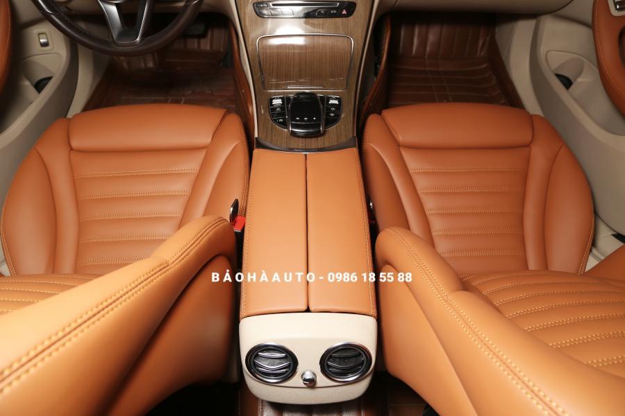 Bọc ghế da Mercedes-Benz. Lột xác tăng sang cho xe thêm đẳng cấp