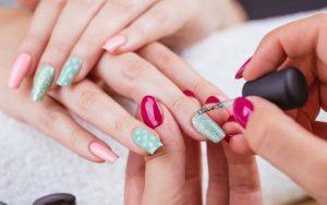 Dịch vụ làm nail ở TPHCM rất đa dạng, nhiều tiệm nail với nhiều mức giá khác nhau